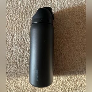 Owala FreeSip 32 Fl Oz Black Stainless Steel Water Bottle Very Very Dark